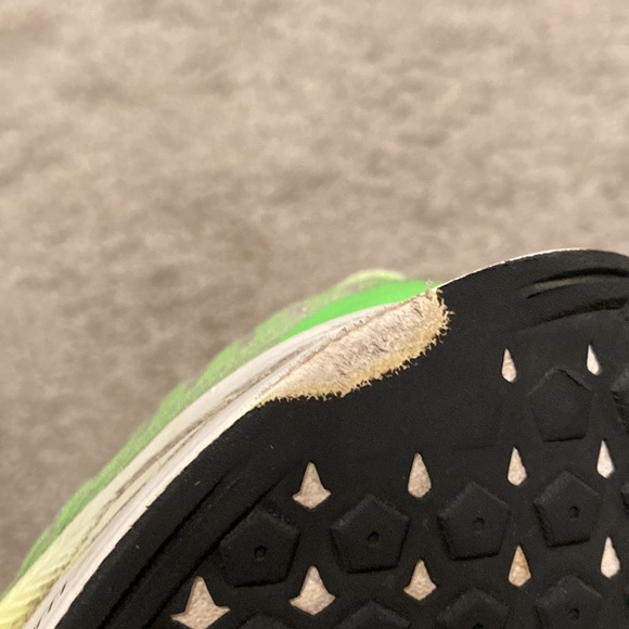 Men’s Nike Pegasus Zoom Turbo 2 Running shoes. Size 10, Neon Green - Picture 5 of 8